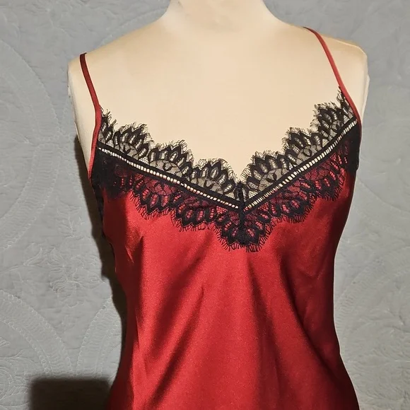 2 Piece Raunchy, Sexy Red Robe & Chemise Set - Picture 5 of 12